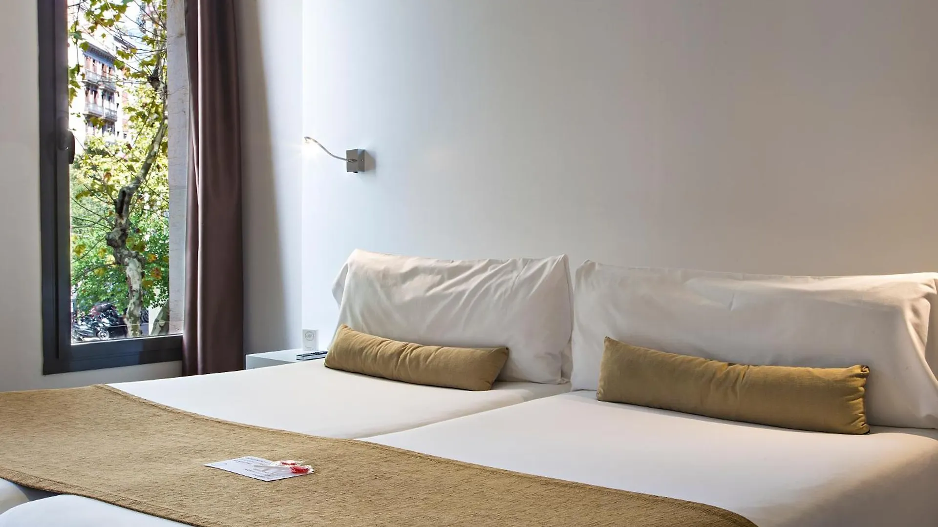 ברצלונה Bcn Urbaness Hotels Del Comte 2*,